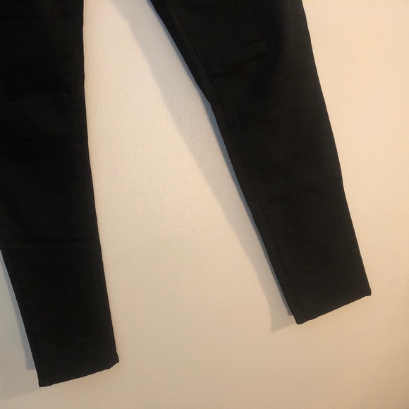 Black skinny jeans with just the right stretch. - Picture 3 of 3